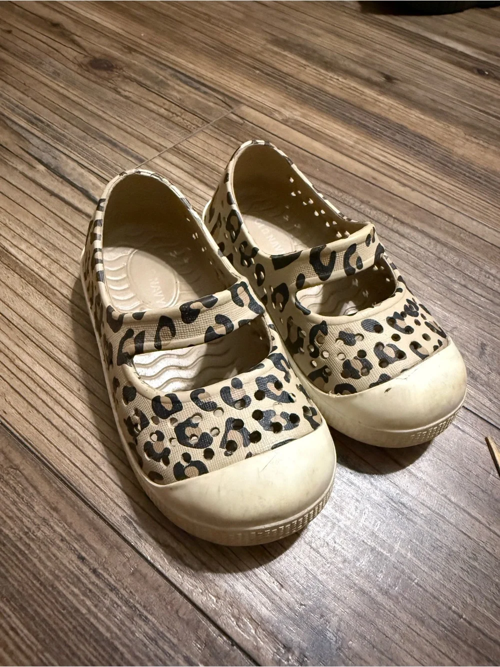 Old Navy Kids Leopard Print Mary Janes in Beige and Black
